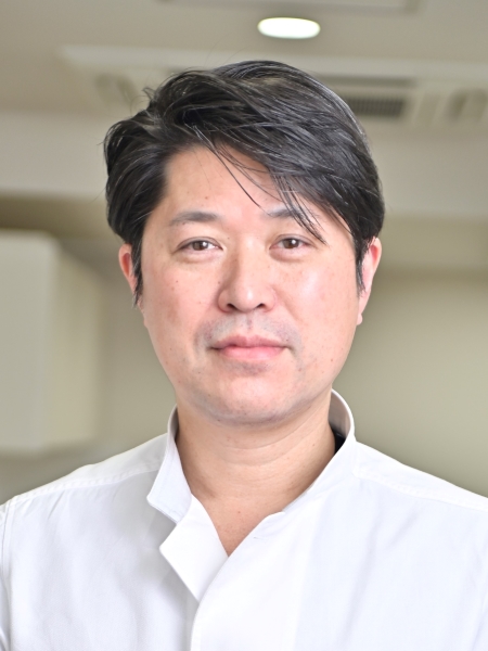 JOY矯正歯科クリニック院長 福山英治 歯科医師